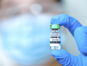 Czy 2-walentne szczepionki mRNA zwiększają ochronę przed hospitalizacją z powodu COVID-19?