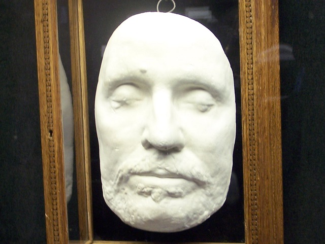 Cromwell mask
